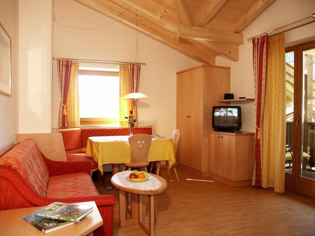 Garni Lichtenberg Guest House Lagundo Exterior foto